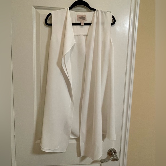 FOREVER 21 Chiffon Vest - Picture 2 of 6